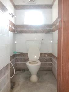 Common Bathroom Image of 620 Sq.ft 2 BHK Apartment / Flat for sale in Keshtopur Kolkata for Rs. 2100000