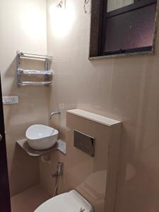 Bathroom Image of 749 Sq.ft 2 BHK Apartment / Flat for rent in Shrikunj Sky, Sola Ahmedabad for Rs. 35000