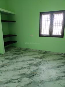 Bedroom Image of 980 Sq.ft 2 BHK Builder Floor for rent in Maraimalai Nagar Part Chennai for Rs. 15000