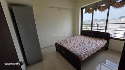 Bedroom Image of 1305 Sq.ft 2 BHK Apartment / Flat for rent in Gayatri Maitri Shiv Greens, Motera Ahmedabad for Rs. 25000