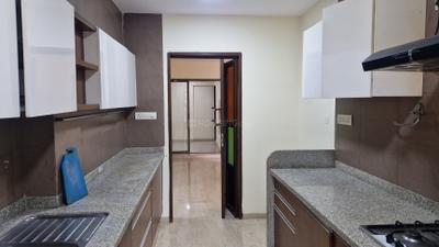 Kitchen Image of 2150 Sq.ft 3.5 BHK Apartment / Flat for sale in Dheeraj Realty Serenity, Santacruz West Mumbai for Rs. 83000000