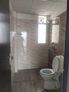 Common Bathroom Image of 1700 Sq.ft 3 BHK Apartment / Flat for sale in Amrapali Crystal Homes Phase 1, Sector 76 Noida for Rs. 22500000