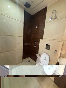 Image of 1300 Sq.ft 3 BHK Builder Floor for rent in Ramesh Nagar, New Delhi for Rs. 55000