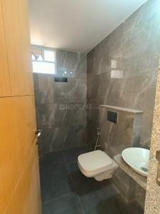 Bathroom Image of 1250 Sq.ft 3 BHK Apartment / Flat for sale in Courtyard Regalia II, Bhayli Vadodara for Rs. 6800000
