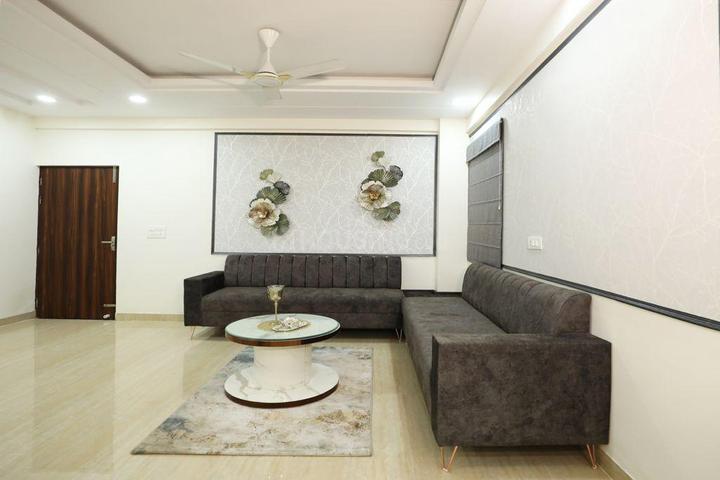 Pushpanjali Gardenia Main Image 1