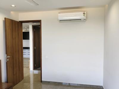 Bedroom Image of 1890 Sq.ft 3 BHK Apartment / Flat for rent in Jagatpur Ahmedabad for Rs. 43000