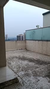 Balcony Image of 1700 Sq.ft 4 BHK Duplex for sale in Malad West Mumbai for Rs. 50000000