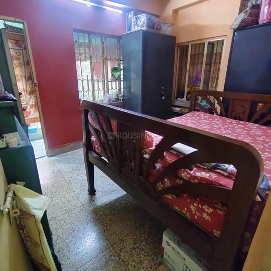 Basak Bagan, Dum Dum Bedroom 1