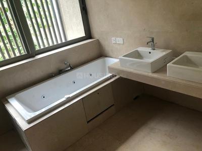 Common Bathroom Image of 2700 Sq.ft 4 BHK Villa for sale in TATA Prive, Khandala Lonavala for Rs. 37500000