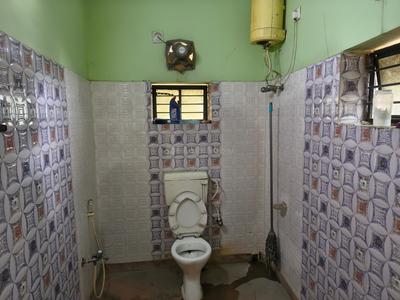 Bathroom Image of 1774 Sq.ft 3 BHK Apartment / Flat for sale in South Dum Dum Kolkata for Rs. 9000000