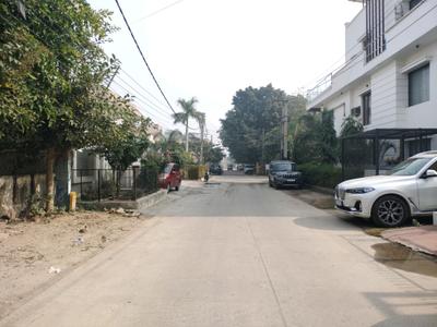 Azad Colony Main Image 1