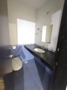 Bathroom Image of 1960 Sq.ft 4.5 BHK Apartment / Flat for rent in Mittal Crosswinds, Baner Pune for Rs. 85000
