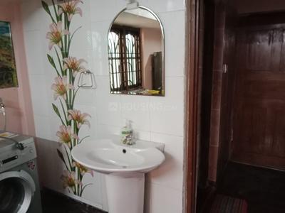 Bathroom Image of 1500 Sq.ft 1 BHK Apartment / Flat for rent in Merces Goa for Rs. 22000