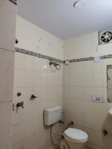 Bathroom Image of 2200 Sq.ft 3 BHK Builder Floor for rent in Sector 16A Faridabad for Rs. 25000