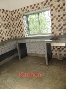 Kitchen Image of 700 Sq.ft 1 BHK Builder Floor for rent in Joka Kolkata for Rs. 7000