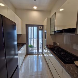 Kitchen Image of 1500 Sq.ft 3 BHK Apartment / Flat for rent in Piramal Mahalaxmi, Worli Mumbai for Rs. 300000