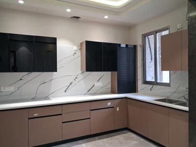 Kitchen Image of 1800 Sq.ft 3 BHK Builder Floor for sale in Paschim Vihar New Delhi for Rs. 34000000