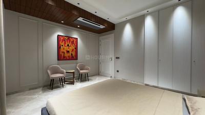 Bedroom Image of 2700 Sq.ft 4 BHK Builder Floor for sale in Greater Kailash II New Delhi for Rs. 115000000