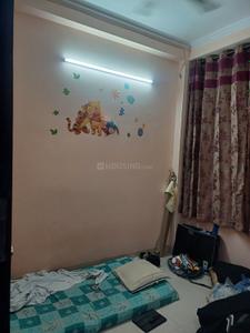 Bedroom Image of 800 Sq.ft 2 BHK Builder Floor for rent in Sector 12 Noida for Rs. 24000