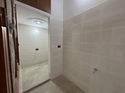 Bathroom Image of 1500 Sq.ft 2 BHK Duplex for rent in Buddhi Vihar Moradabad for Rs. 15000
