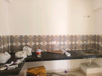 Kitchen Image of 1000 Sq.ft 2 BHK Apartment / Flat for sale in Signature Global The Millennia 3, Sector 37D Gurgaon for Rs. 6600000