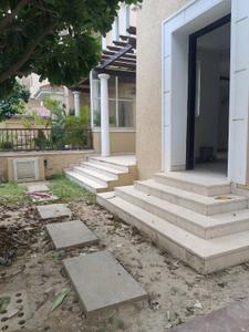 Image of 6500 Sq.ft 5 BHK Villa for sale in Emaar Marbella, Sector 66, Gurgaon for Rs. 175000000