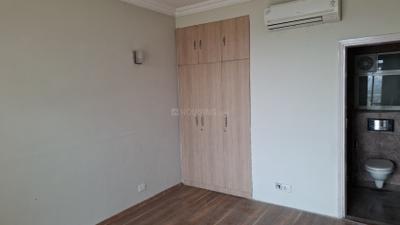 Bedroom Image of 1820 Sq.ft 3 BHK Apartment / Flat for rent in Raheja Vedaanta, Sector 108 Gurgaon for Rs. 33000