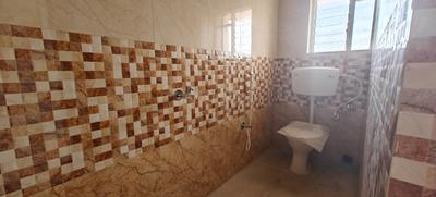 Bathroom Image of 1165 Sq.ft 3 BHK Apartment / Flat for sale in Behala Kolkata for Rs. 4893000