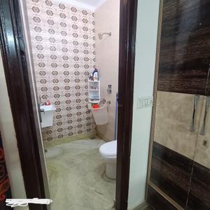 Bathroom Image of 980 Sq.ft 3 BHK Builder Floor for sale in Tilak Nagar New Delhi for Rs. 11500000