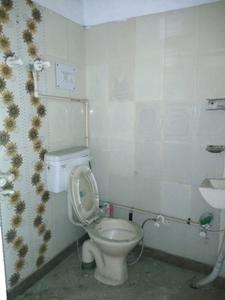Common Bathroom Image of 1380 Sq.ft 3 BHK Apartment / Flat for sale in Shalimar Garden Ghaziabad for Rs. 7600000