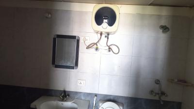 Image of 1760 Sq.ft 3 BHK Apartment / Flat for rent in Gardenia Glory, Sector 46, Noida for Rs. 36000