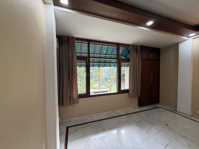 Bedroom Image of 2250 Sq.ft 3 BHK Apartment / Flat for rent in Property Floors In Anand Niketan, Moti Bagh South New Delhi for Rs. 220000