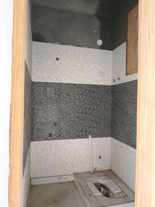 Common Bathroom Image of 750 Sq.ft 2 BHK Builder Floor for sale in DLF Ankur Vihar Ghaziabad for Rs. 2375030