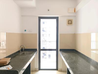 Kitchen Image of 850 Sq.ft 2.5 BHK Apartment / Flat for rent in Lodha Palava Downtown, Palava Phase 2 Thane for Rs. 15000