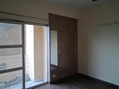 Bedroom Image of 1592 Sq.ft 3 BHK Apartment / Flat for sale in Paras Tierea, Sector 137 Noida for Rs. 13800000