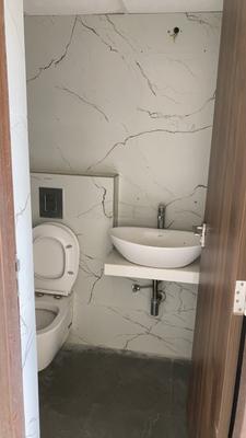 Bathroom Image of 550 Sq.ft 1 BHK Apartment / Flat for sale in Sahyog Oshi, Jogeshwari West Mumbai for Rs. 11000000