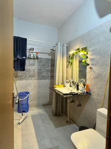 Bathroom Image of 3600 Sq.ft 8 BHK Independent House for sale in Kaushambi Ghaziabad for Rs. 65000000