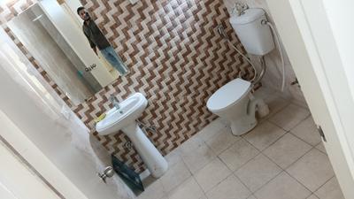Image of 1075 Sq.ft 2 BHK Apartment / Flat for sale in Gaur City 7th Avenue, Noida Extension, Greater Noida for Rs. 9000000