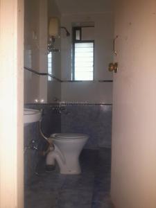 Common Bathroom Image of 1000 Sq.ft 2 BHK Apartment / Flat for sale in Sai Deep Society, Chembur Mumbai for Rs. 18500000
