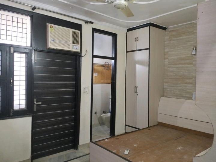 Sharda Puri, Ramesh Nagar Bedroom One 1