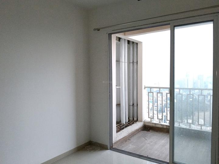 Dehdia Platinum Lawn Living Room 1