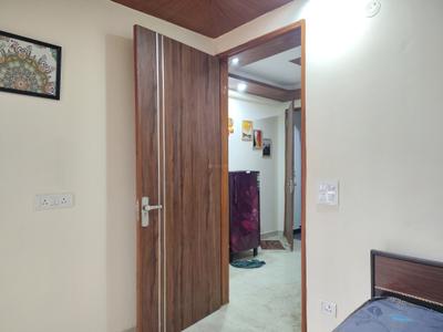Bedroom Image of 600 Sq.ft 1 BHK Apartment / Flat for rent in Said-Ul-Ajaib New Delhi for Rs. 17000