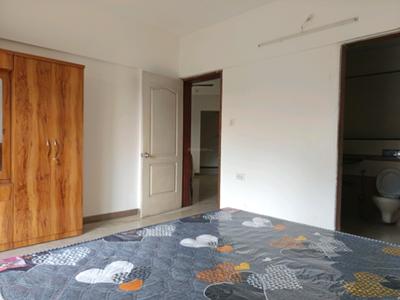 Bedroom Image of 1200 Sq.ft 2 BHK Apartment / Flat for rent in Magarpatta Jasminium, Hadapsar Pune for Rs. 36000