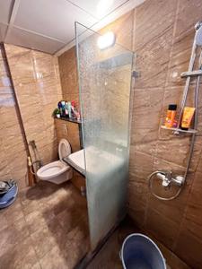 Bathroom Image of 1000 Sq.ft 2 BHK Apartment / Flat for rent in Kothrud Pune for Rs. 35000