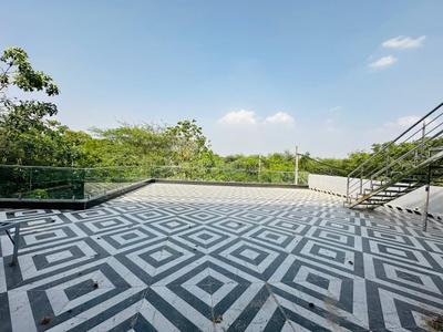 Image of 4500 Sq.ft 5 BHK Farm House for sale in Sainik Farm, New Delhi for Rs. 75000000
