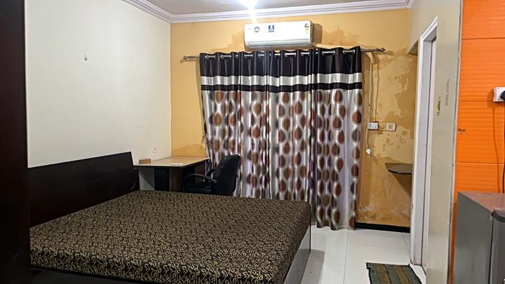 Piccdilly 1 Bedroom 1