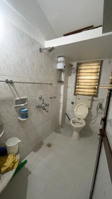 Image of 800 Sq.ft 2 BHK Apartment / Flat for rent in Dheeraj Enclave, Borivali East, Mumbai for Rs. 50000