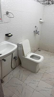 Image of 1250 Sq.ft 2 BHK Builder Floor for rent in Indira Nagar, Lucknow for Rs. 20000