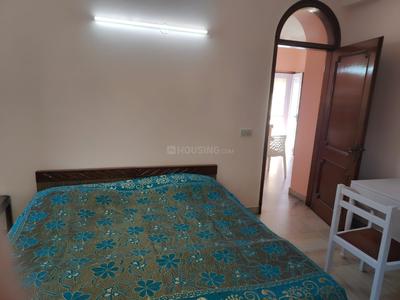 Bedroom Image of 900 Sq.ft 1 BHK Builder Floor for rent in Sarvapriya Vihar New Delhi for Rs. 45000