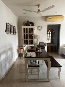 Hall Image of 900 Sq.ft 2 BHK Apartment / Flat for sale in Khar West Mumbai for Rs. 47000000